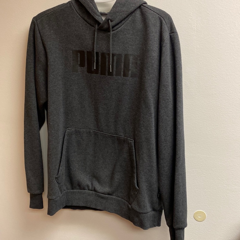 Puma hooded Sweatshirt size Med